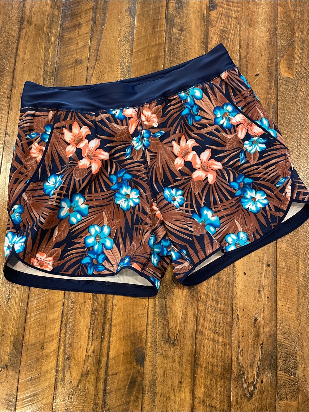 Lands' End Navy Athletic Swim Shorts with Blue & Coral Floral Print D49